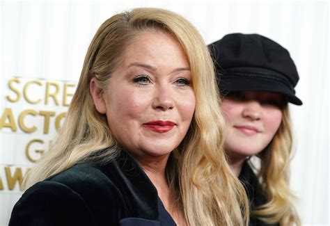 Christina Applegate twins with her daughter at SAG Awards - ABC News