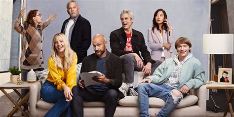 Reboot Trailer Sees Former Sitcom Stars Get a Second Chance