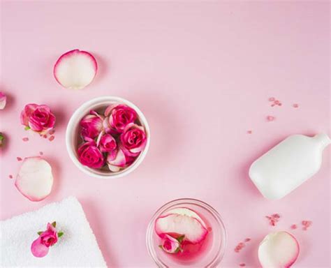 Try These Homemade Rose Water Face Packs For Glowing Skin Herzindagi