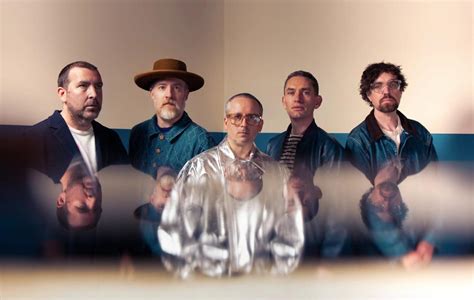 Hot Chip Anuncian Que Recopilar N Sus Grandes Xitos En Joy In Repetition Y Comparten La