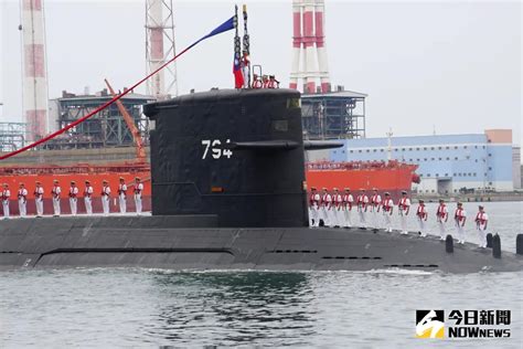 海虎潛艦3士官落海失蹤！海軍：風浪太大造成安全索斷裂 政治快訊 要聞 Nownews今日新聞