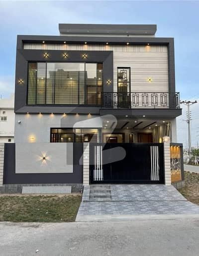 5 Marla Architect Designer House For Sale Hot Location Bahria Bahria