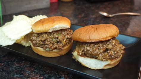 Philly Cheese Steak Sloppy Joes Recipe Quick And Easy