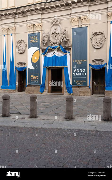 Santuario Della Madonna Delle Lacrime Banque De Photographies Et D