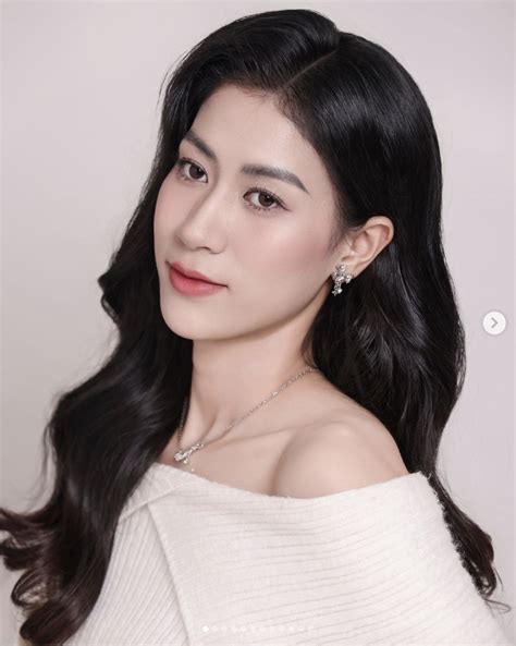 Nhan sắc xinh đẹp của hot girl bóng chuyền Việt Nam ở tuổi