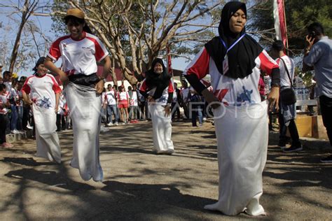 Kemeriahan Sambut Hut Ri Di Kupang Antara Foto