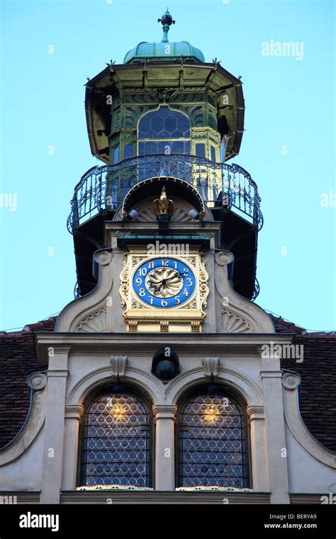 Graz Uhrturm Fotos Und Bildmaterial In Hoher Aufl Sung Alamy