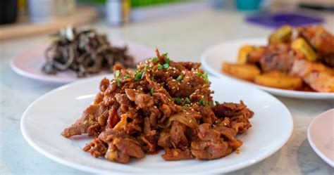 Spicy Korean Pork Bulgogi (25 Minutes) Recipe