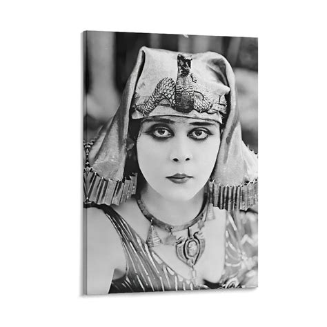 This hollywood cemetary tour reveals a forgotten silent film star 26