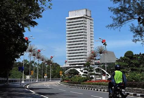 Sidang Parlimen Bukan Medan Cetus Ketidakstabilan Ketua Bahagian UMNO