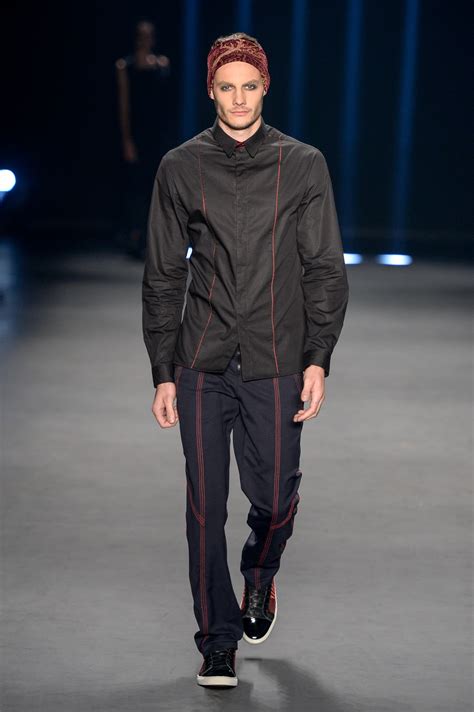 Cole O Lino Villaventura Spfw Inverno Rtw Thumbs