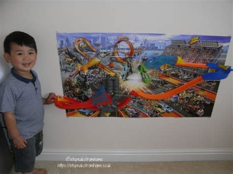 Hot Wheels Wall Tracks Mid Air Madness Review ET Speaks From Home