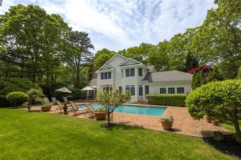 Suffolk County Wainscott New York (NY) — Real Estate Listings By City