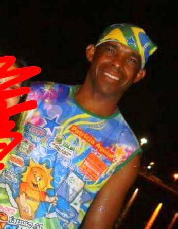 Blog do Edy Homem assassinado à bala na calçada de sua residência no