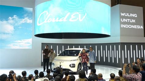 Wuling Tampilkan Eksterior Dan Interior Cloud EV Pertama Kali Ke Publik