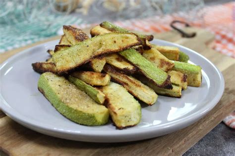 Baked Parmesan Zucchini Fries Recipe | Scrappy Geek