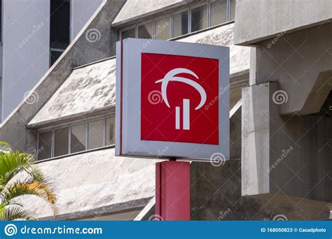 Bradesco bank branch editorial stock photo. Image of brand - 168050823