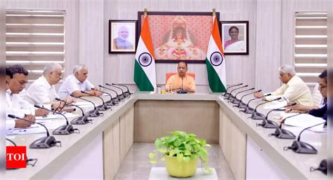 Cm Yogi Adityanath Holds High Level Meeting To Review Rain Situation In