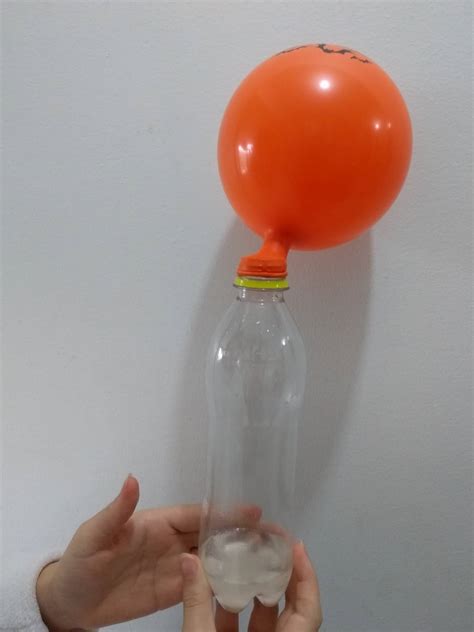 Experimento Con Vinagre Bicarbonato Y Globo