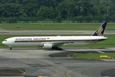 9V SYJ Singapore Airlines 777 312 Singapore 20 11 2012 Flickr