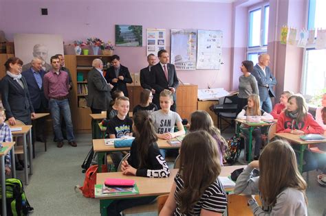 Szkoła Podstawowa nr 61 w Poznaniu im Komisji Edukacji Narodowej