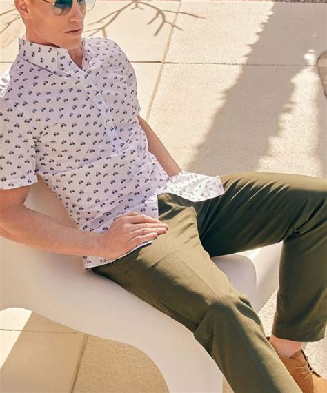 Mens Short Sleeve Dress Shirts: A Summer Fashion Guide