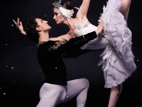 Jezioro Ab Dzie Royal Lviv Ballet Teatr Ma Y Tychy