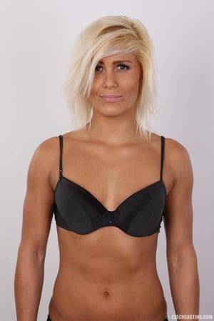 Fit Tanned Blonde Mom With Small Tits XXX Dessert