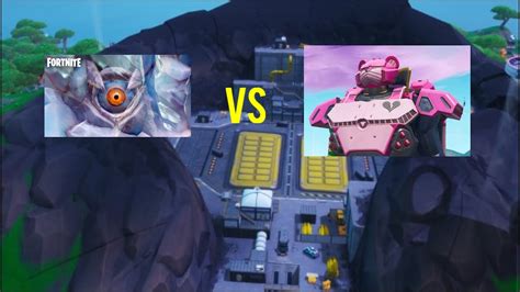 Fortnite La Bataille Finale Du Monstre Contre Le Robot Youtube