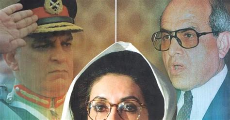 Buy Pakistan Under Benazir Bhutto Dilemma Of Democracy By