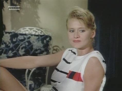 Naked Andrea Thompson In Falcon Crest