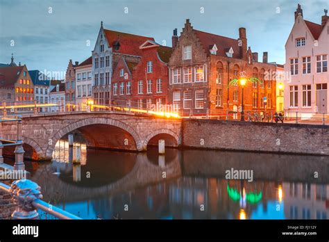 Night Bruges canal and bridge, Belgium Stock Photo - Alamy