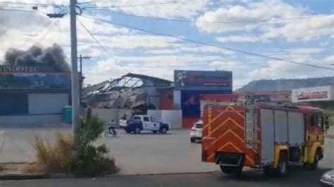 Un Incendio Consume Una Bodega En Colonia De Tegucigalpa Hrn