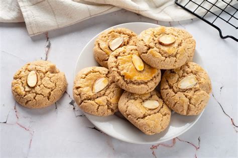 Chinese Almond Cookies Recipe