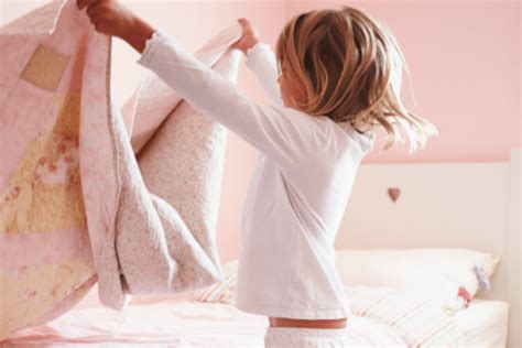 Tips and Tricks to Teach Your Children How to Make Their Bed - Skill Trek