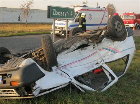 Wypadek drogowy na trasie Chobienice Zbąszyń Aktualności KPP Nowy