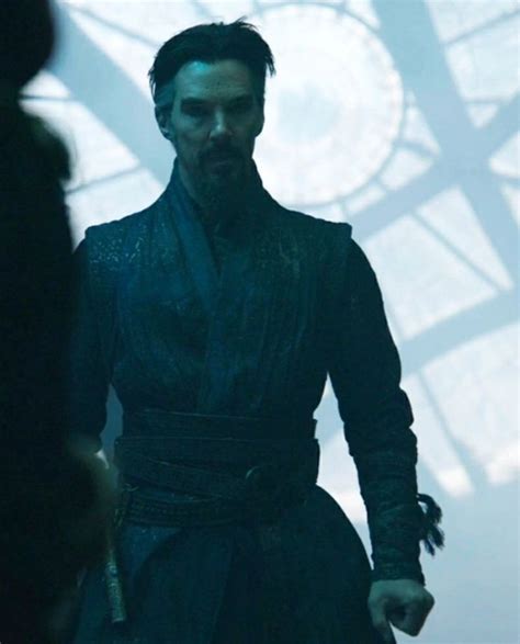 Benedict Cumberbatch Behind The Scenes Of Doctor Strange In The