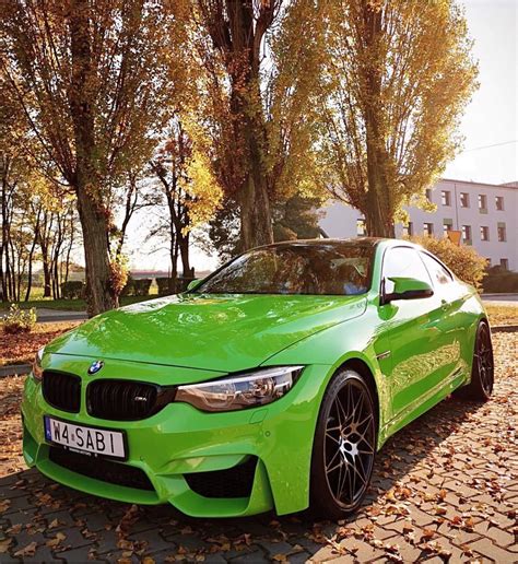 BMW M4 COMPETITION