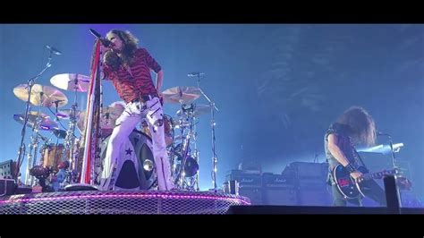 Aerosmith Living On The Edge At Dolby Live Youtube