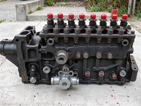 Топливный насос высокого давления (ТНВД): принцип работы, устройство ...