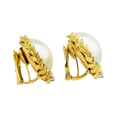 David Webb Mabe Pearl Diamond Yellow Gold Clip On Earrings For Sale At 1stdibs David Webb