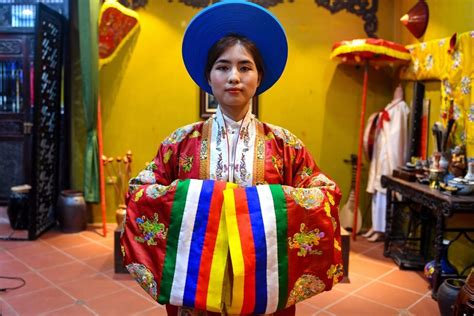 Making traditional Vietnamese clothing cool again: meet the designer ...