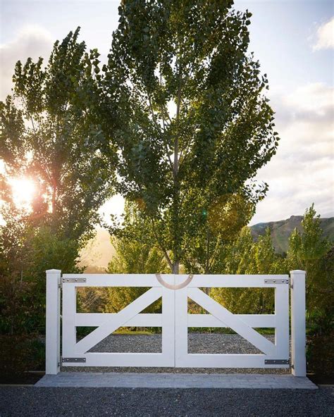 Simple Cheap Driveway Gate Ideas And Designs Wood Metal Artofit