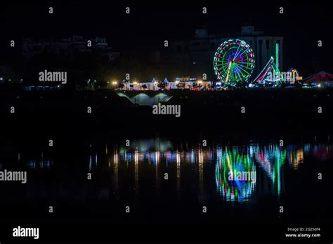 Sabarmati riverfront hi-res stock photography and images - Alamy