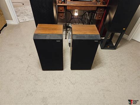 Technics SB L200 Linear Phase Speakers And Bonus Amplifier Photo