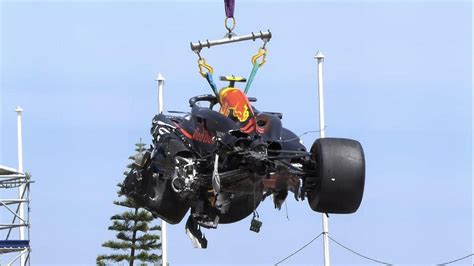 F Brutto Incidente Nel Primo Giro Del Gp Di Monaco Le