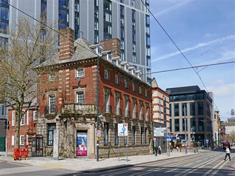 Former Barclays Bank In Broad Street Roger Kidd Cc By Sa