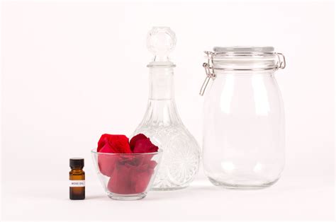 DIY Natural Rose Perfume | Beautylish