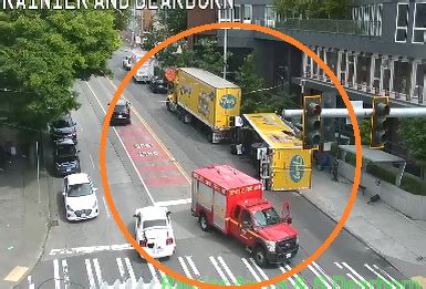 Seattle Police Dept On Twitter Rt Sdottraffic Collision Blocking