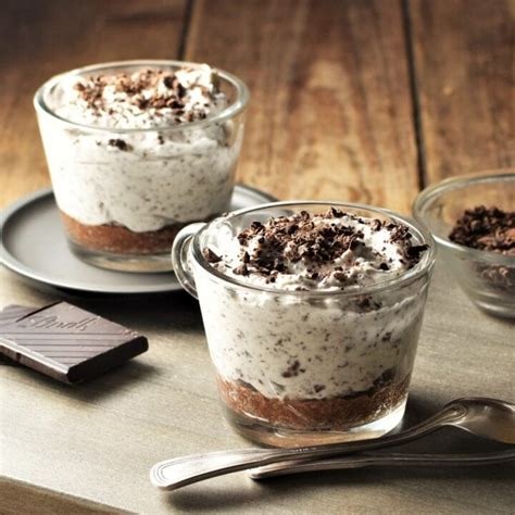 Stracciatella Cheesecake Cups (Gluten Free) - Everyday Healthy Recipes